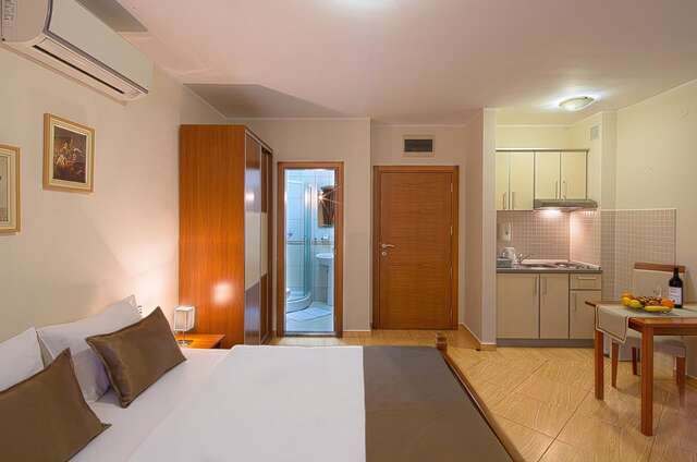 Апартаменты Petrovac Holiday Apartments Петровац-18